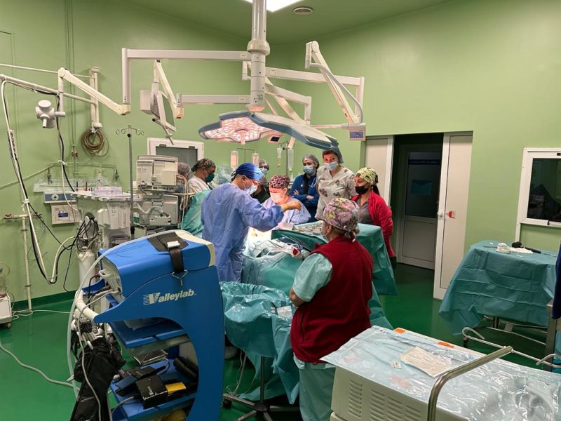 Echipa de prelevare de țesut osos de la Târgu Mureș, intervenție la Oradea Echipa de prelevare de țesut osos de la Târgu Mureș, intervenție la Oradea