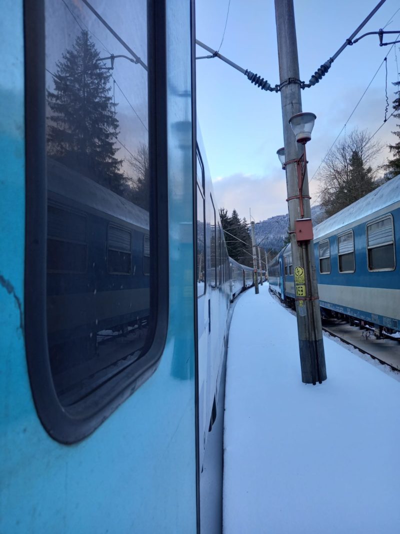 Probleme în circulaţia trenurilor sunt înregistrate pe raza regionalelor Iaşi, Braşov şi Galaţi