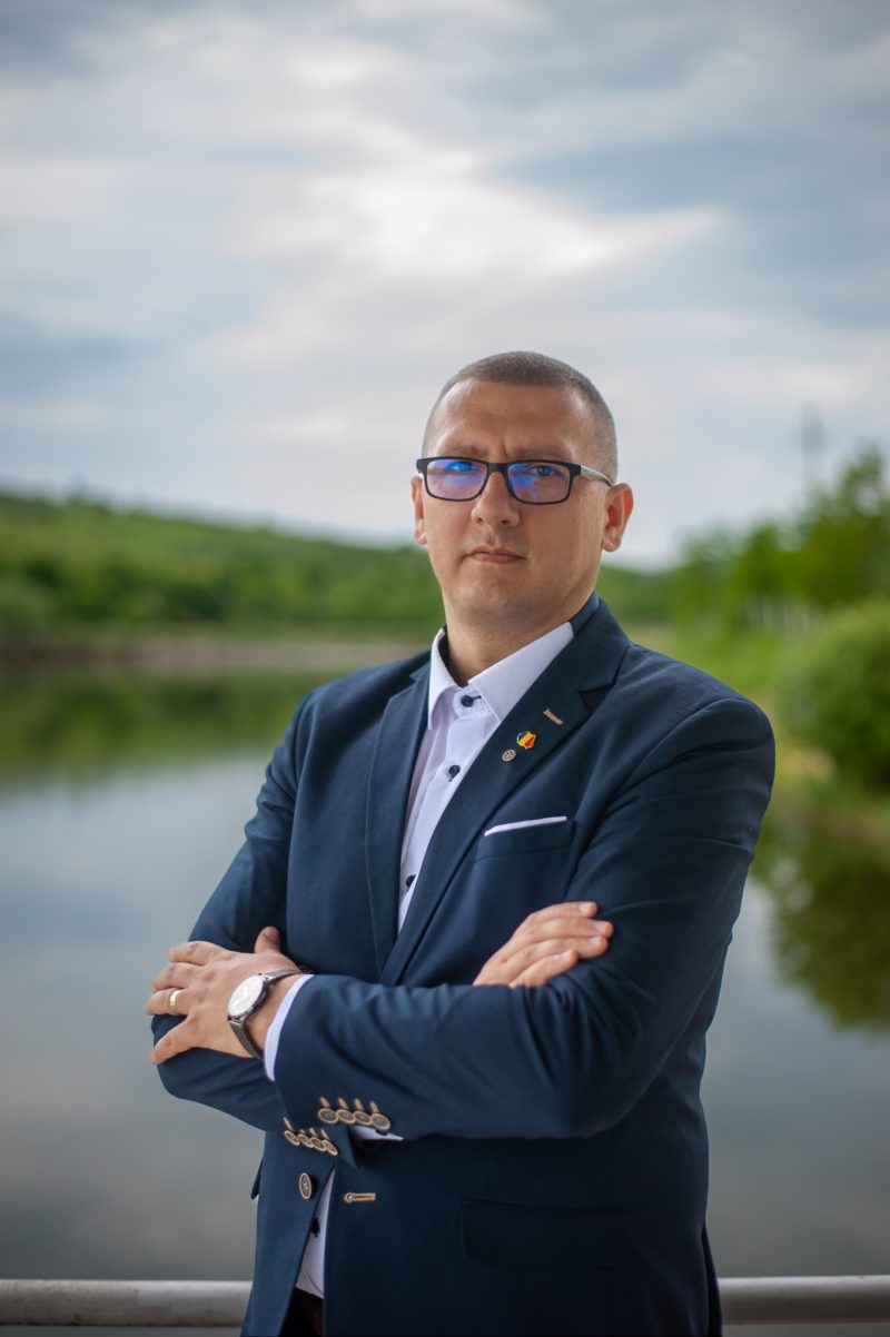 Forţa Dreptei Mureş crede că o candidatură a dr. Horaţiu Suciu ar însemna ‘o tragedie pentru domeniul medical’ Forţa Dreptei Mureş crede că o candidatură a dr. Horaţiu Suciu ar însemna ‘o tragedie pentru domeniul medical’