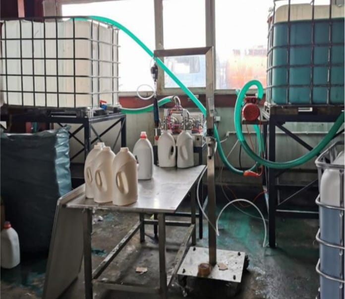 Detergent contrafăcut descoperit într-un depozit pe raza judeţului Mureş