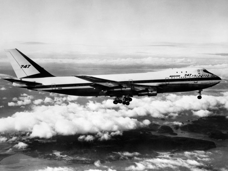 55 de ani de la primul zbor de încercare pentru Boeing 747