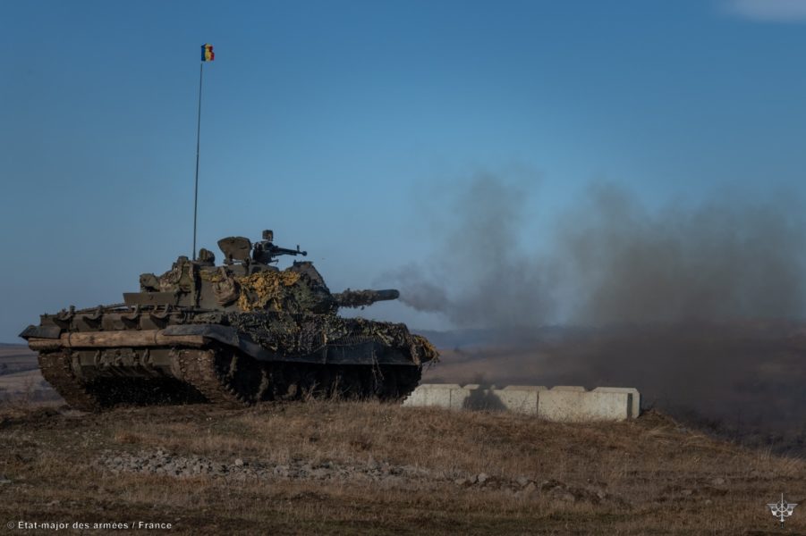 Trafic oprit pe A3 Cheţani – Câmpia Turzii pentru desfăşurarea unui exerciţiu militar