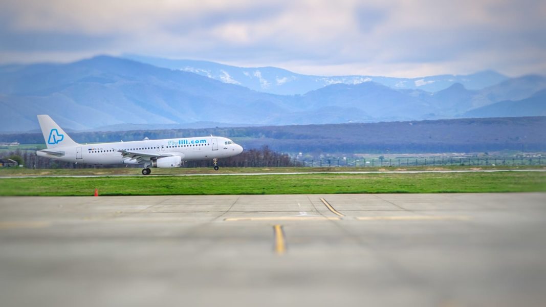 Un nou operator aerian, din vară, la Brașov