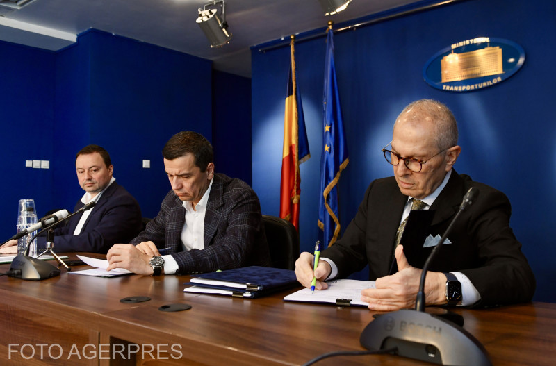 Jumătate din tronsonul montan al viitoarei autostrăzi A8 va fi în execuție în acest an Jumătate din tronsonul montan al viitoarei autostrăzi A8 va fi în execuție în acest an