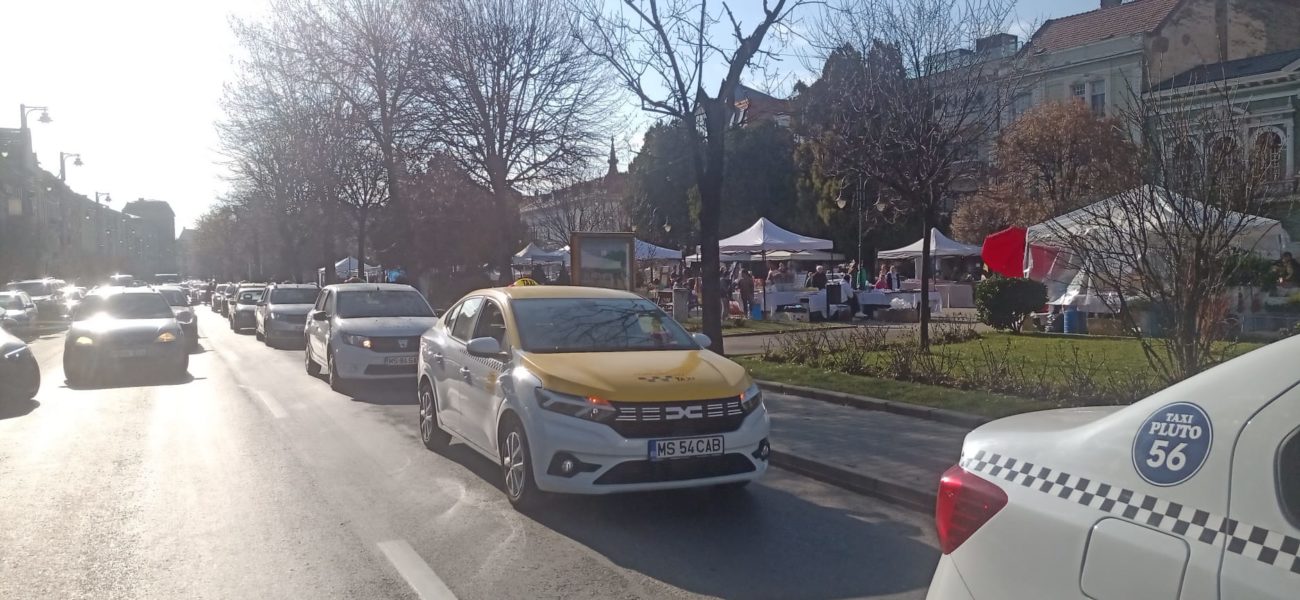 Taximetriștii intră în greva foamei