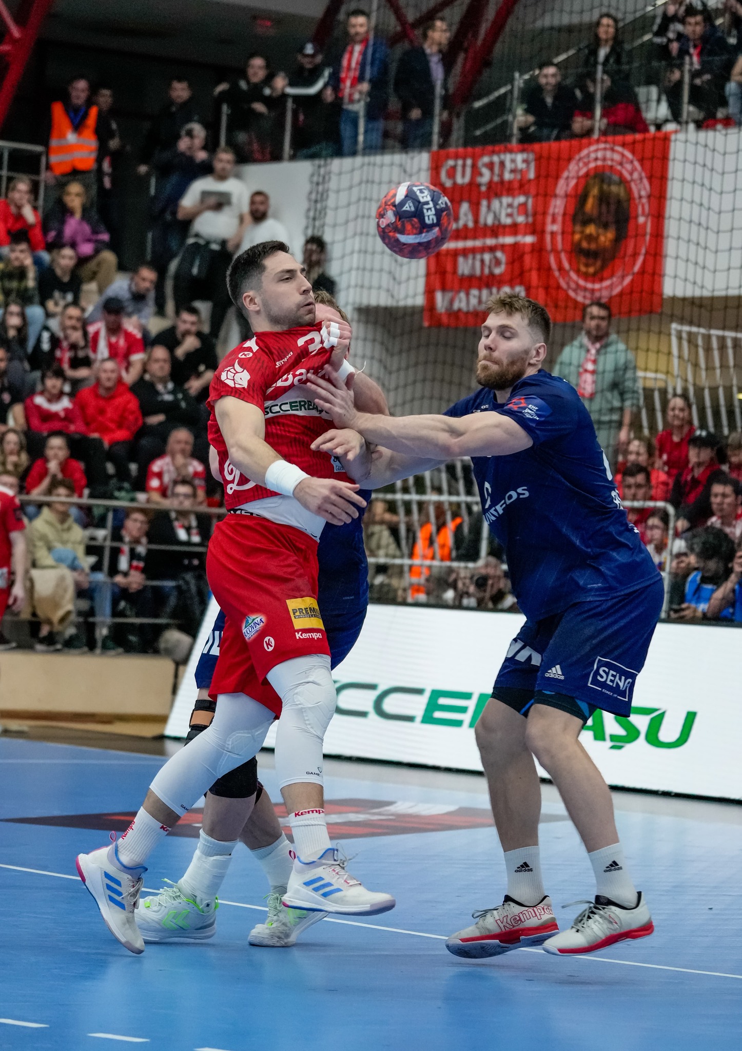 Dinamo – Silkeborg 37-34 la handbal masculin