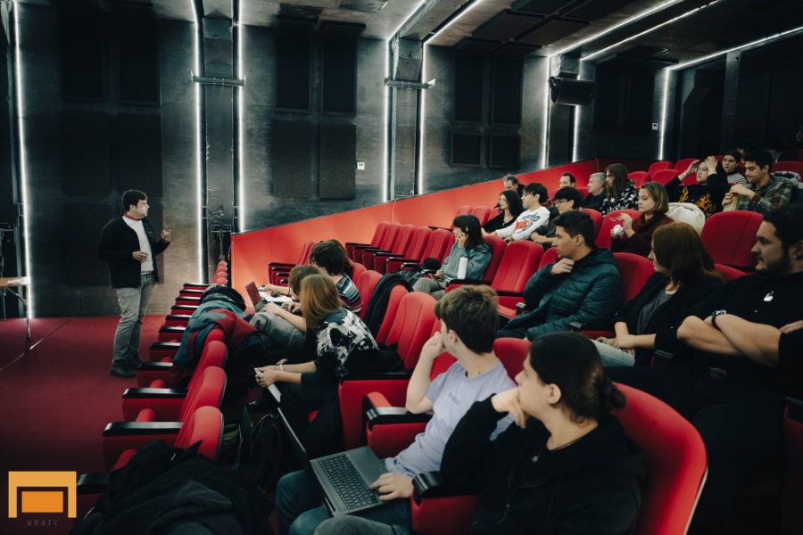 Elevii din Harghita vor învăța piesele de teatru din programă de la studenții de la UNATC