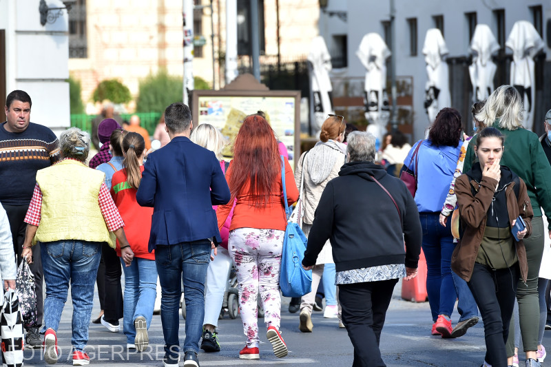 Franța a devenit prima țară din lume care va asigura constituțional dreptul la avort