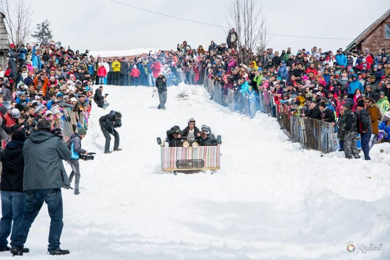 Olimpiada Nebunilor revine în forță la Harghita Băi Olimpiada Nebunilor revine în forță la Harghita Băi