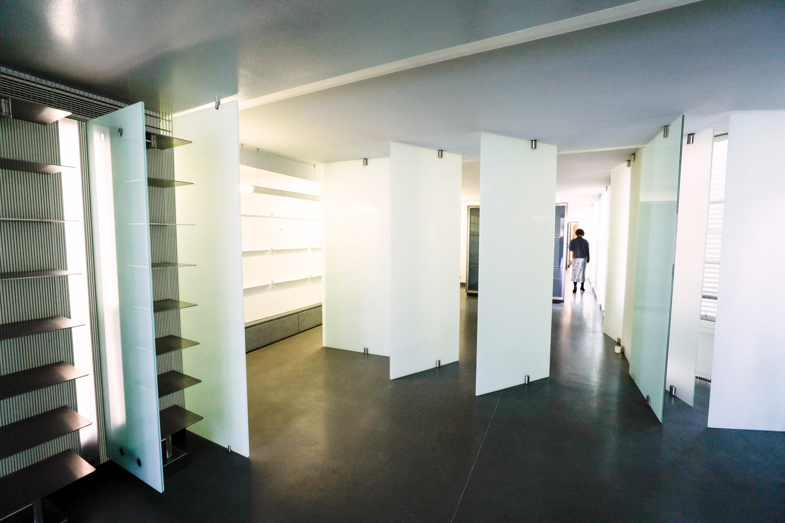 Apartamentul creatorului de modă Karl Lagerfeld s-a vândut cu 10 milioane de euro Apartamentul creatorului de modă Karl Lagerfeld s-a vândut cu 10 milioane de euro