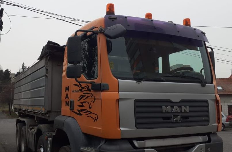 Permise de liberă trecere contra cost, pentru autocamioane, pe drumurile judeţene din Brașov