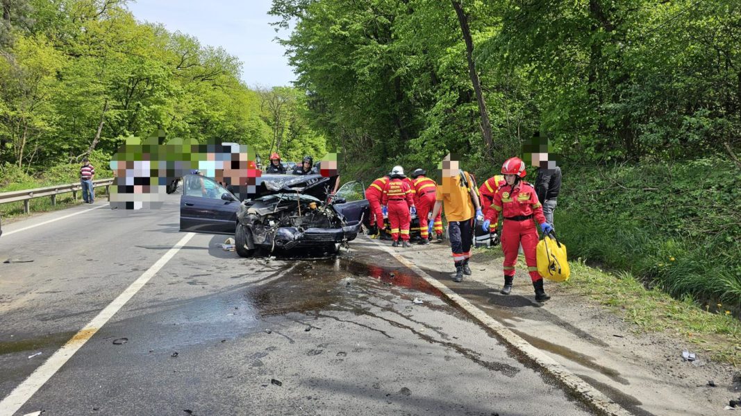 Accident cu 5 victime la Acățari Accident cu 5 victime la Acățari