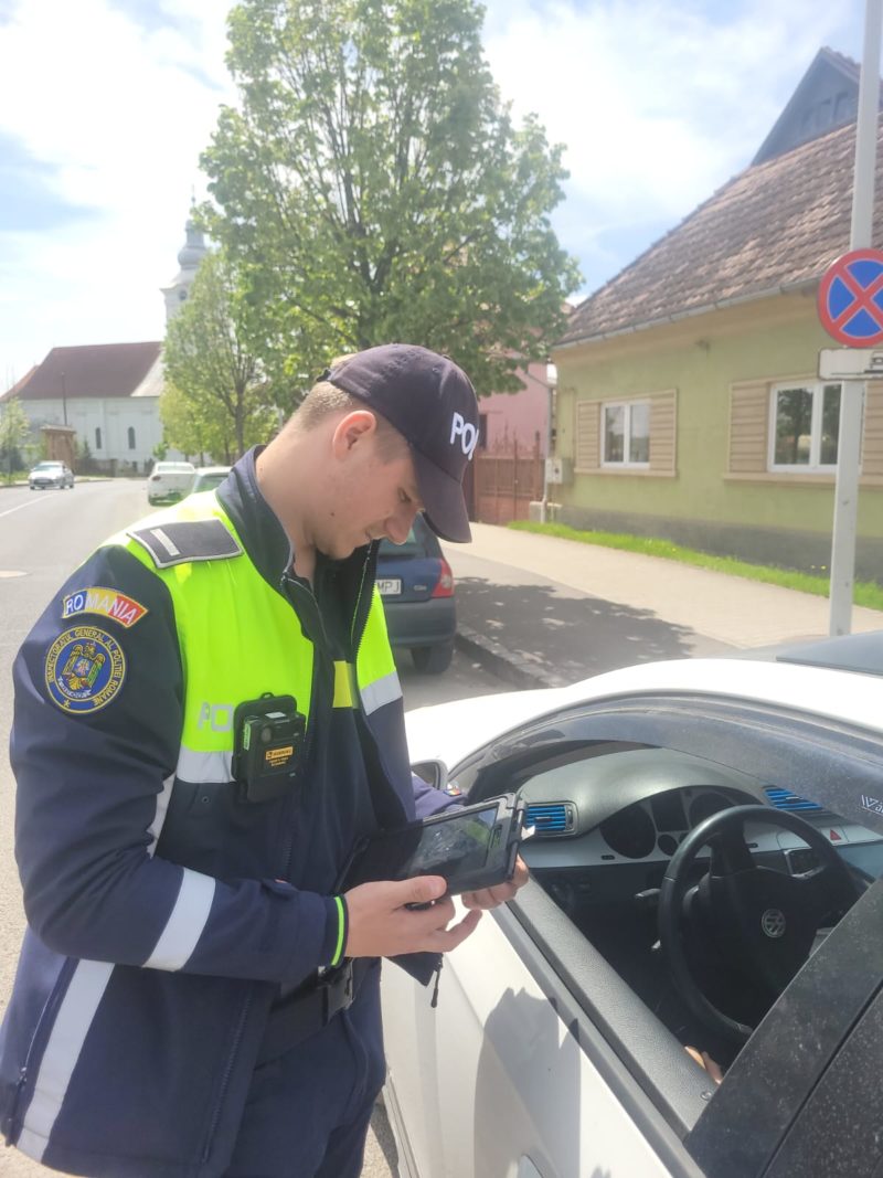 17 soferi au rămas fără permise, ieri, pe raza municipiului Toplița