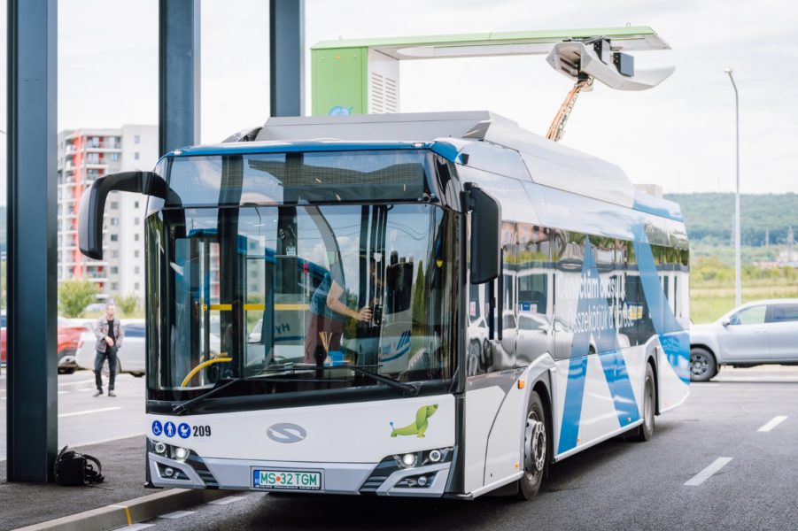ALEGERI LOCALE 2024: Soós Zoltán: parcul auto s-a extins la Tg.Mureș cu 126 de autobuze noi