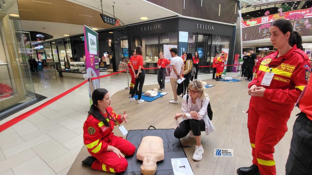 Maratonul Resuscitării în plină desfăşurare la Târgu Mureş