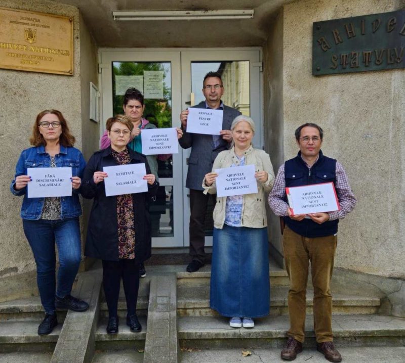 Arhiviştii din Mureş se raliază protestelor declanșate la nivel naţional