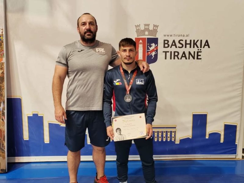 Mureșeanul Răzvan Kovacs, medalie de argint în Albania Mureșeanul Răzvan Kovacs, medalie de argint în Albania