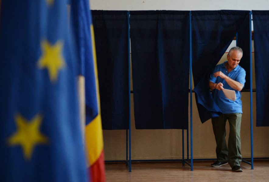 Peste 200.000 de candidaţi, înscrişi în competiţia pentru alegerile locale din 9 iunie