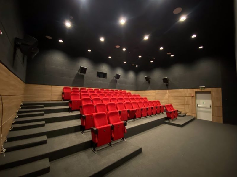 Lucrările la Cinematograful Patria din Reghin s-au finalizat Lucrările la Cinematograful Patria din Reghin s-au finalizat