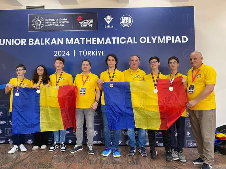 Târgumureșeanul David Mathe, medalie de argint la Olimpiada Balcanică de matematică pentru Juniori din Turcia Târgumureșeanul David Mathe, medalie de argint la Olimpiada Balcanică de matematică pentru Juniori din Turcia