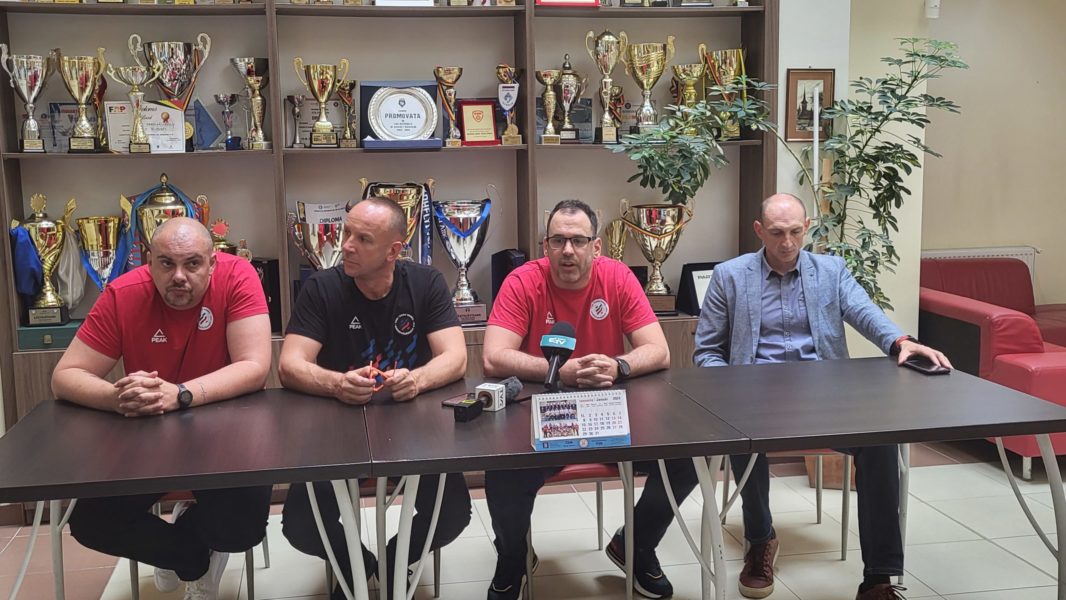 Schimbare de antrenor principal la echipa de baschet CSM Târgu Mureș