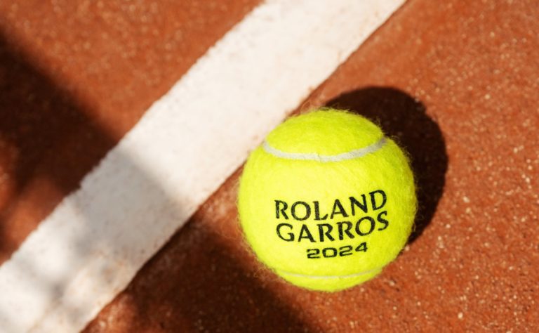 Ana Bogdan și Irina Begu forțează accederea în optimi la Roland Garros Ana Bogdan și Irina Begu forțează accederea în optimi la Roland Garros