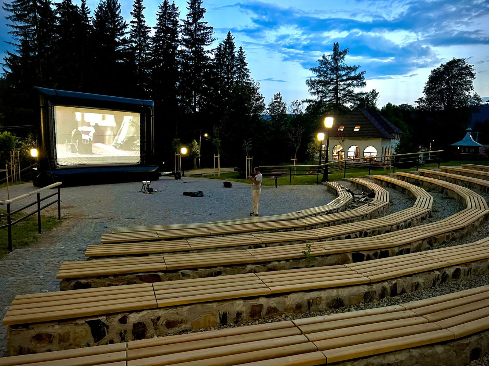 Un amfiteatru modern, în stil antic grec, inaugurează noua ediție a Cea1 Borsec Festival