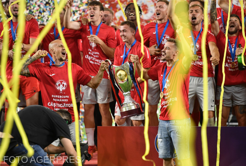 FCSB a cucerit SuperCupa la fotbal FCSB a cucerit SuperCupa la fotbal