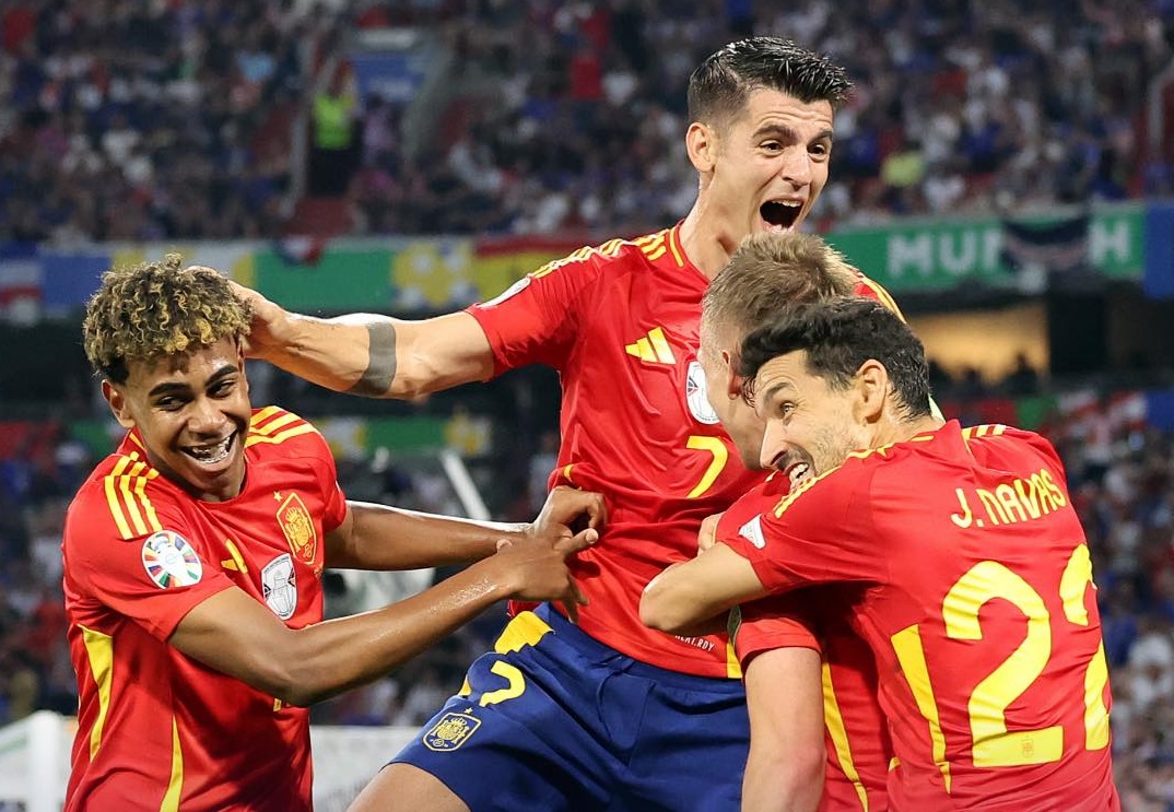 Spania, prima finalistă la EURO