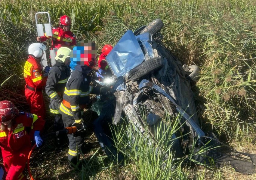 Trei victime încarcerate într-un accident rutier, în zona termocentralei Iernut