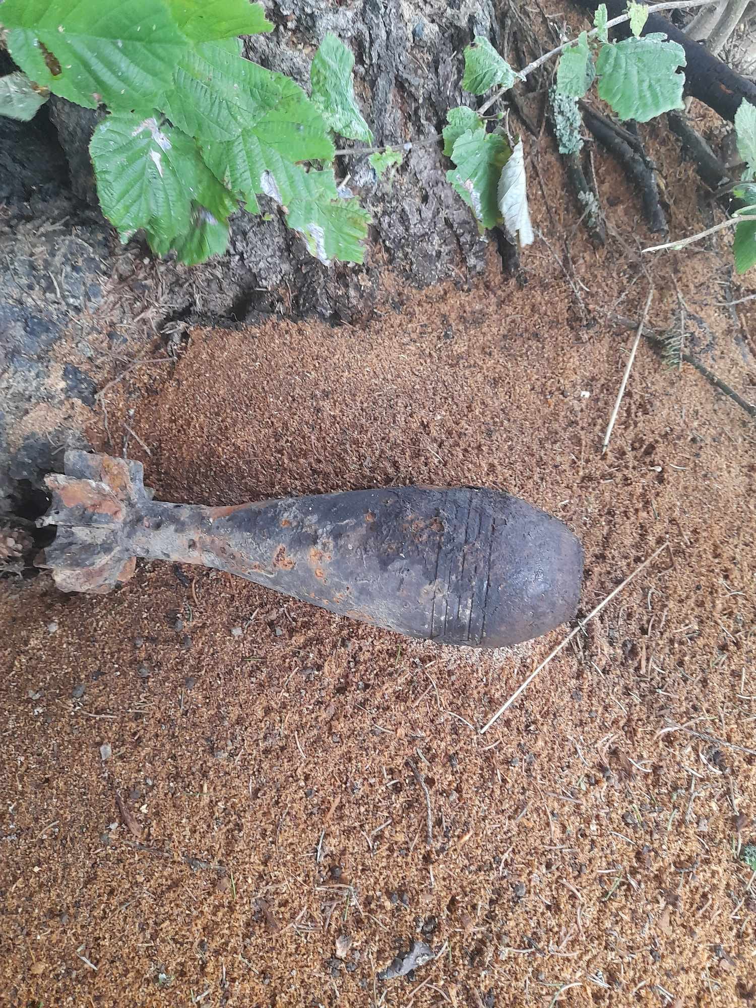 Bombă cu aruncător din Al Doilea Război Mondial, descoperită în localitatea Ciucsângeorgiu