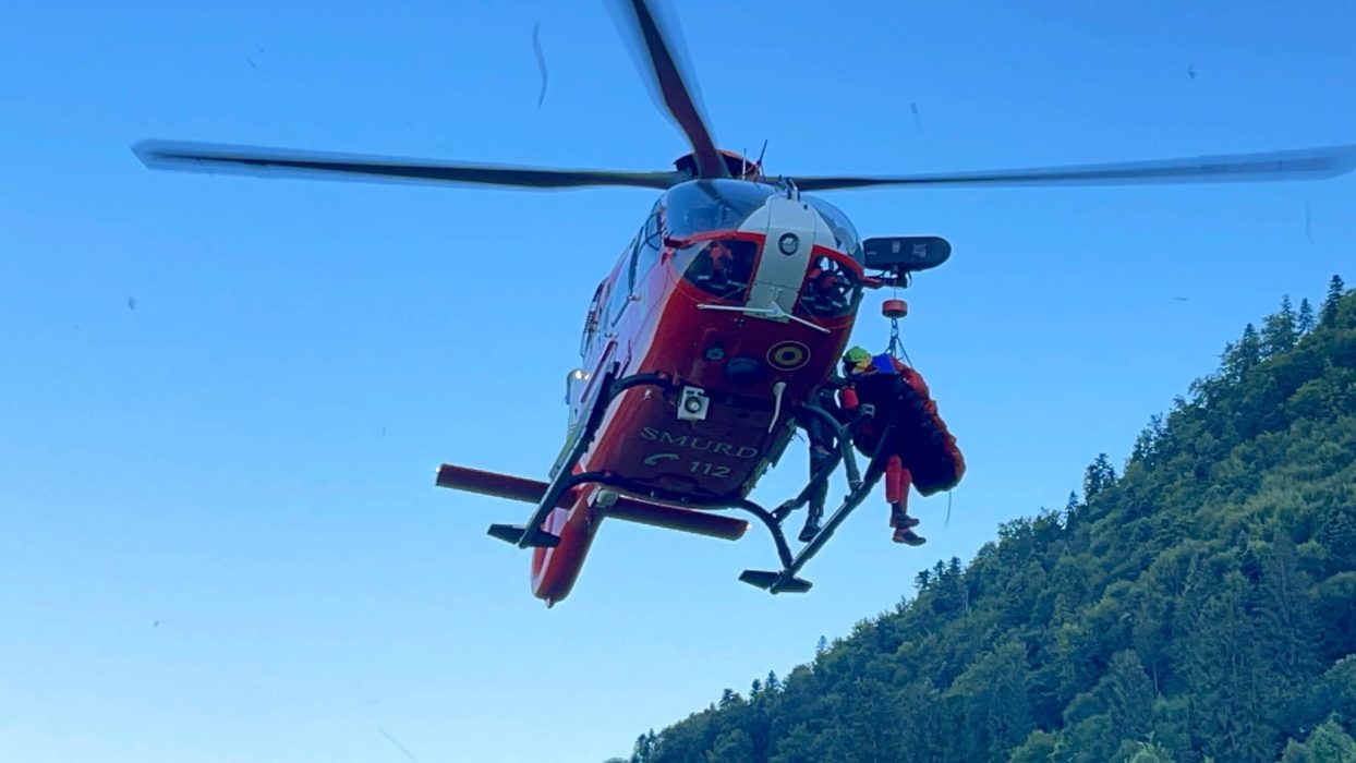 Un tânăr din Olanda a căzut 10 metri în gol în Piatra Craiului Un tânăr din Olanda a căzut 10 metri în gol în Piatra Craiului