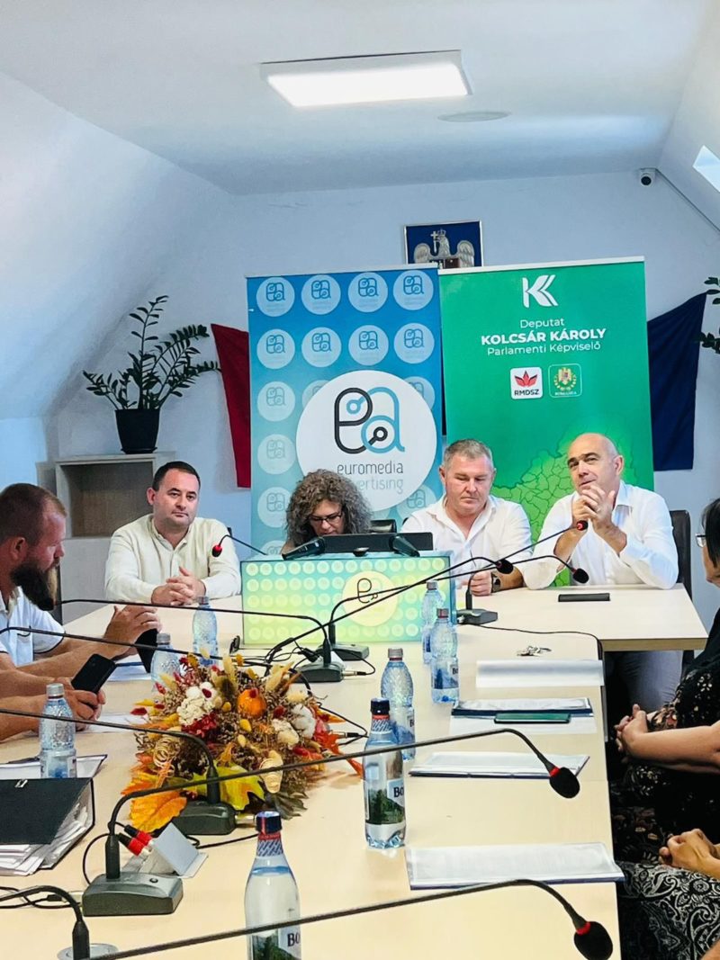 Elevii din Gornești învață să fie responsabili față de mediu Elevii din Gornești învață să fie responsabili față de mediu