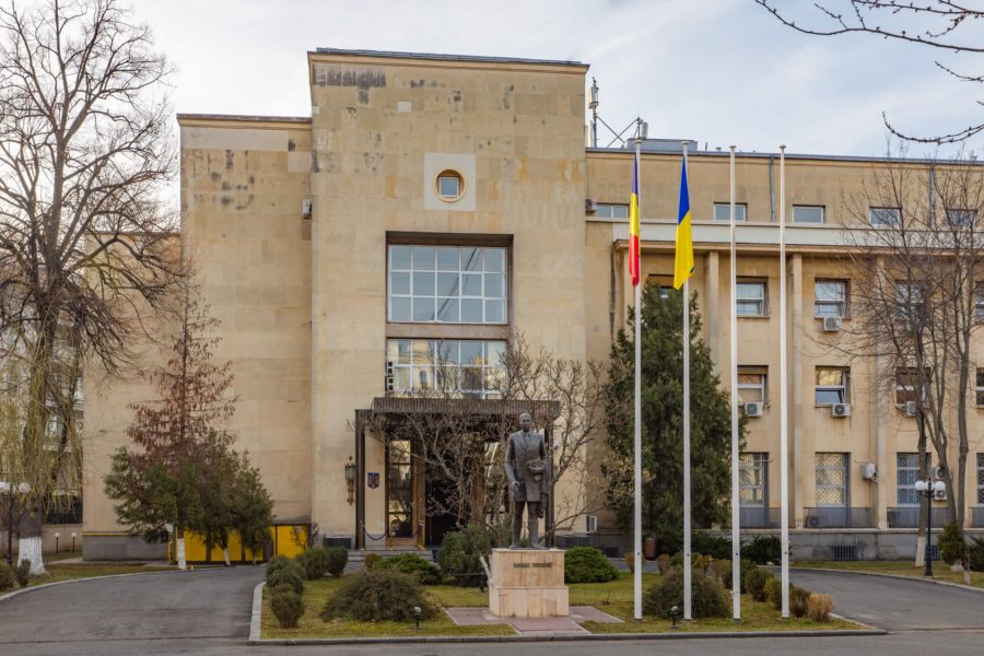 Ministerul român de Externe îndeamnă cetăţenii să evite orice călătorie în Liban