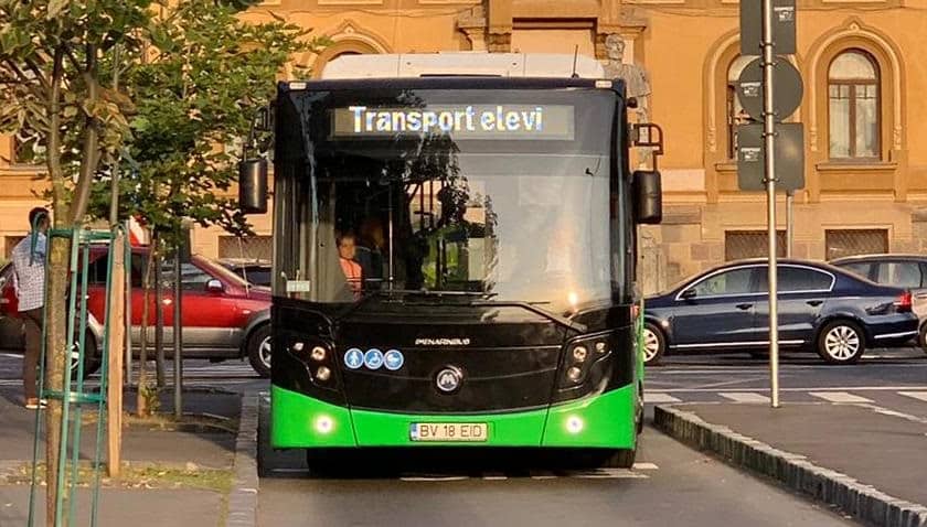 Autobuzele „Transport elevi” își reiau de astăzi cursele în Brașov