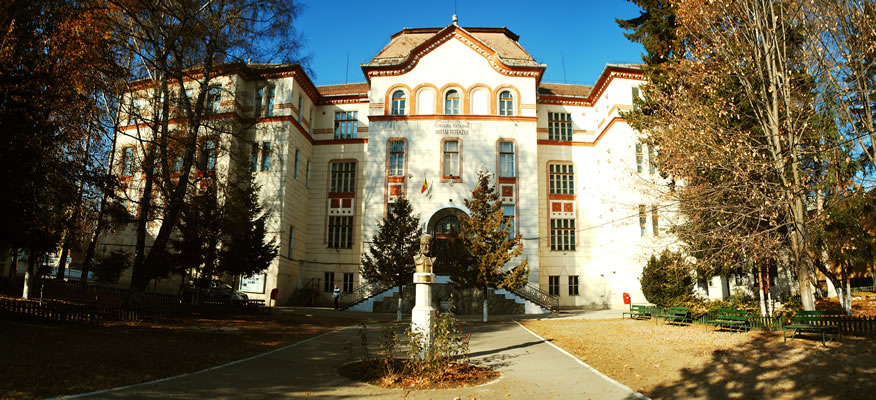 Covasna: Mai multe clase de la Colegiul Naţional ‘Mihai Viteazul’ vor funcţiona în containere modulare