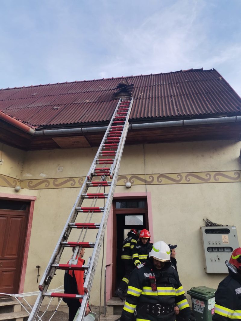 Harghita: Explozie urmată de incendiu, la o casă din Gheorgheni