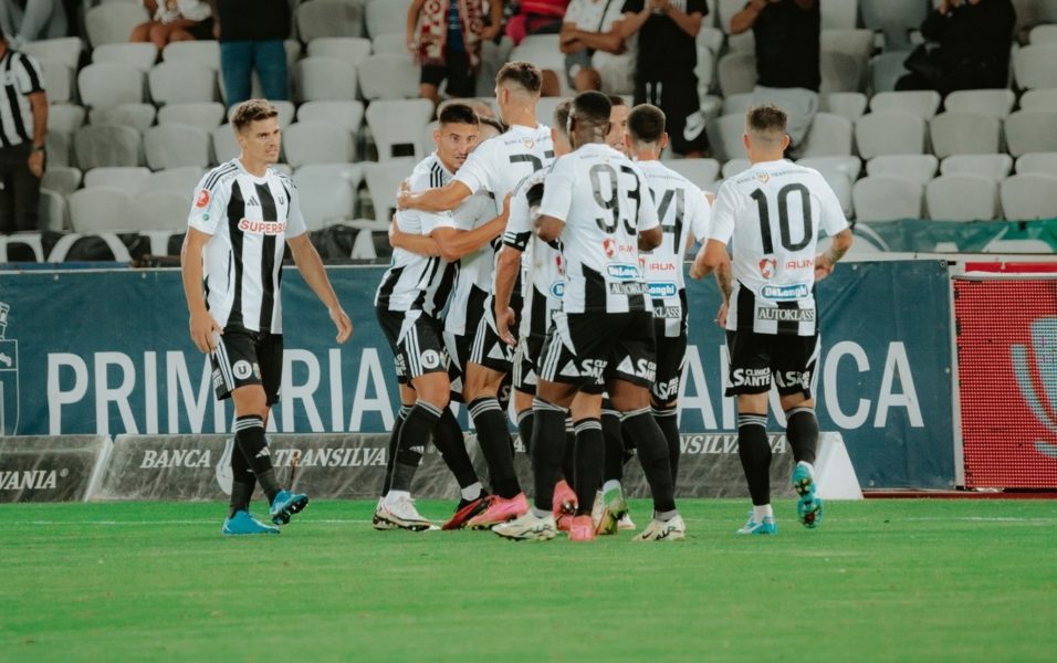 Universitatea Cluj a preluat din nou șefia Ligii I Universitatea Cluj a preluat din nou șefia Ligii I