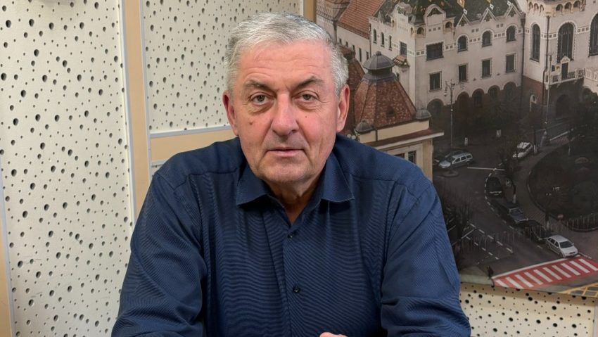 Lucrări agricole de toamnă în câmp, grădină sau vie Lucrări agricole de toamnă în câmp, grădină sau vie