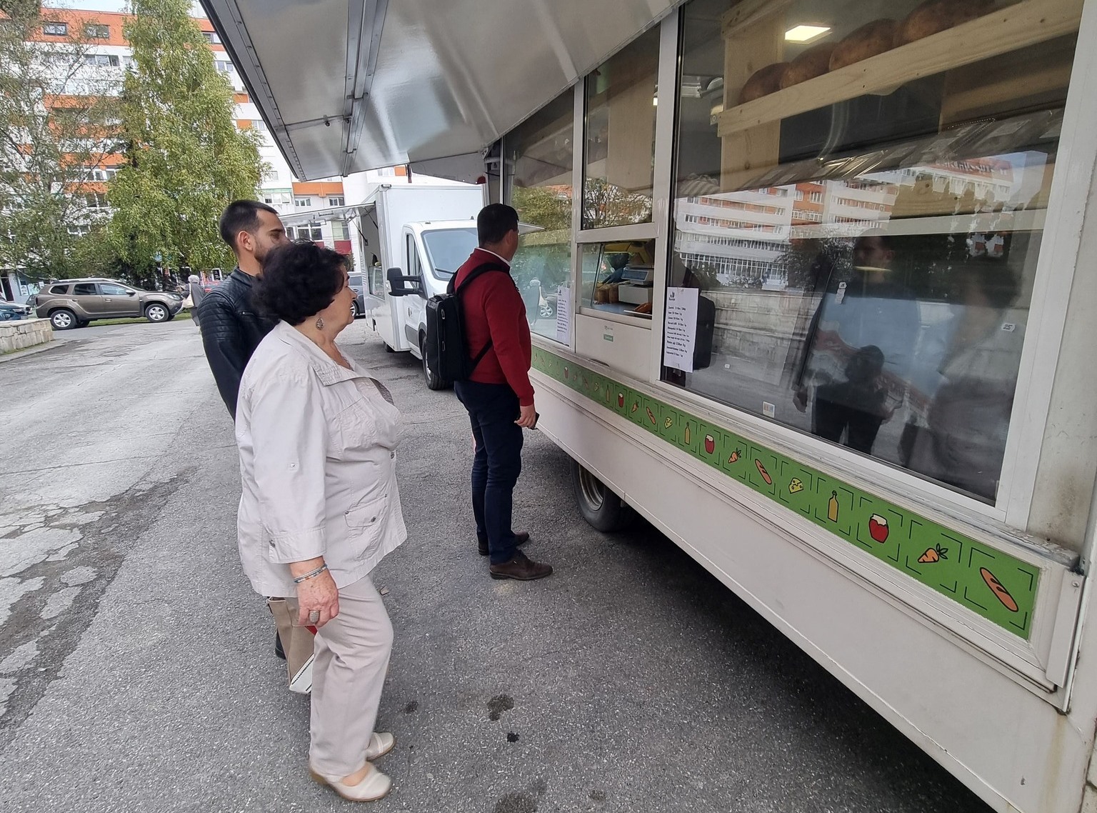 Magazine mobile de promovare și comercializare a produselor locale, în Harghita