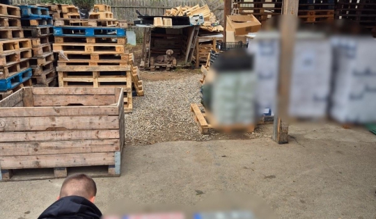 Produse de uz caznic contrafăcute, descoperite de polițiștii harghiteni Produse de uz caznic contrafăcute, descoperite de polițiștii harghiteni