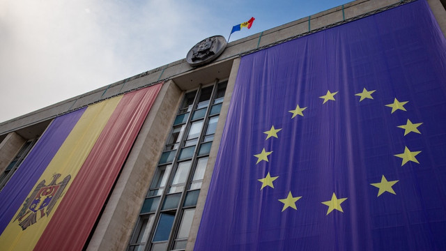 În Republica Moldova, astăzi este ultima zi de campanie înainte de primul tur al alegerilor prezidenţiale şi referendumul privind integrarea europeană de duminică