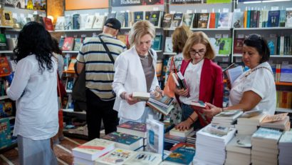 La Braşov începe Salonul de Carte Bookfest