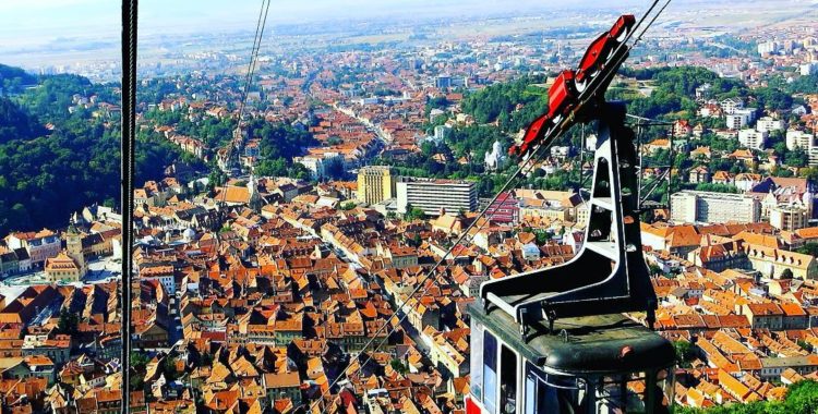 Telefericul care asigură accesul pe muntele Tâmpa din Braşov va intra în proces de modernizare