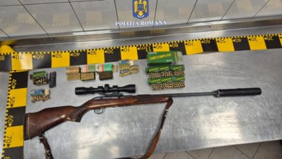 Polițiștii harghiteni au ridicat o armă letală în urma unor percheziții domiciliare