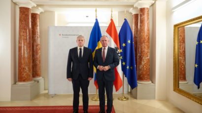 Întrevedere a miniştrilor de interne, român şi austriac, la Viena