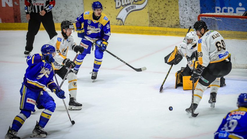 Noi meciuri în Erste Liga de hochei