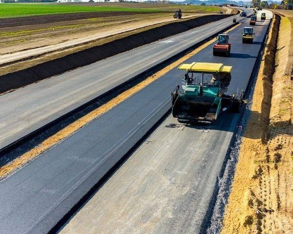 În Brașov, vor fi modernizate peste 50 de km de drumuri județene