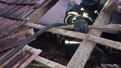 UPDATE Minor surprins de un incendiu în localitatea mureșeană Tonciu