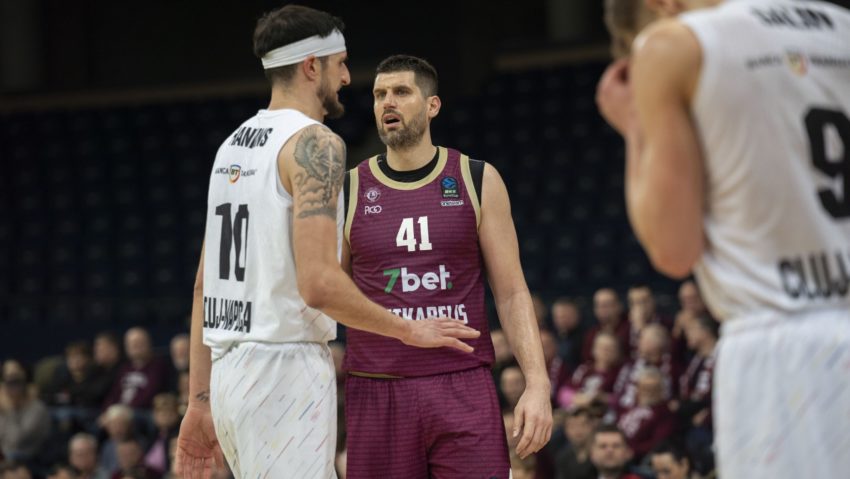 Baschetbaliștii clujeni, învinși în Lituania Baschetbaliștii clujeni, învinși în Lituania